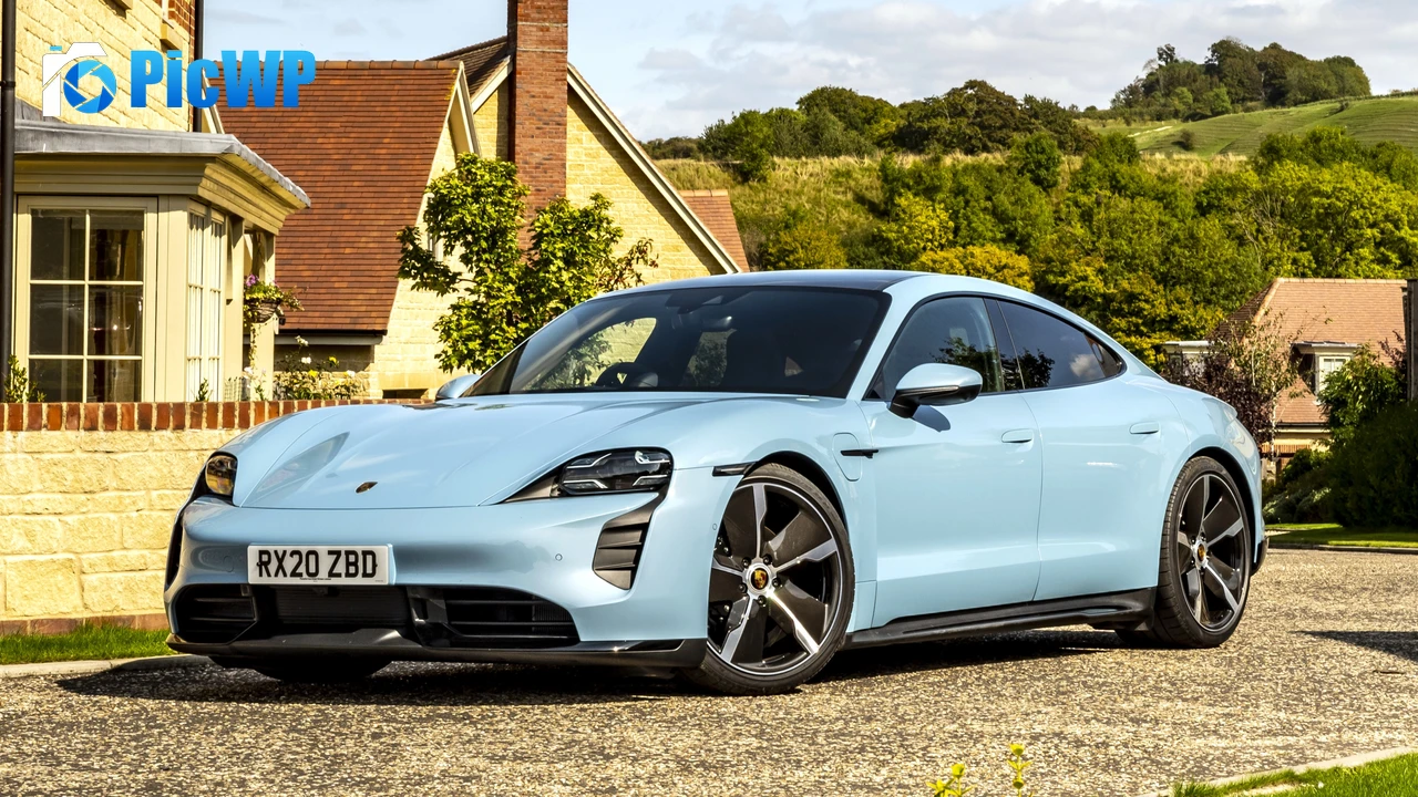 Porsche Taycan 4S 2021 4K PC Wallpaper