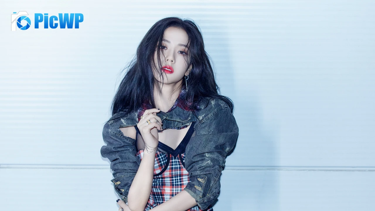Jisoo Korean singer 4K PC Wallpaper