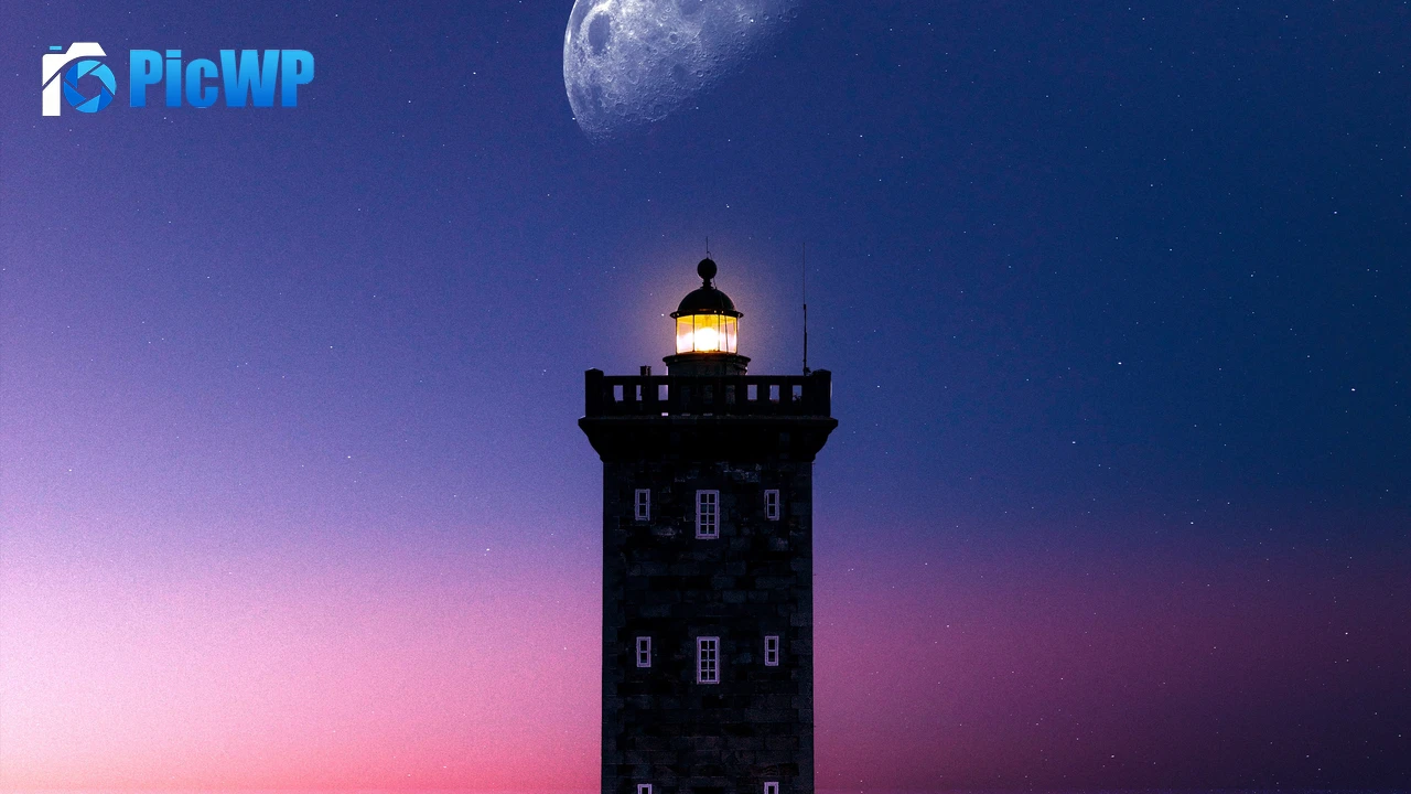Lighthouse Moon 4K PC Wallpaper