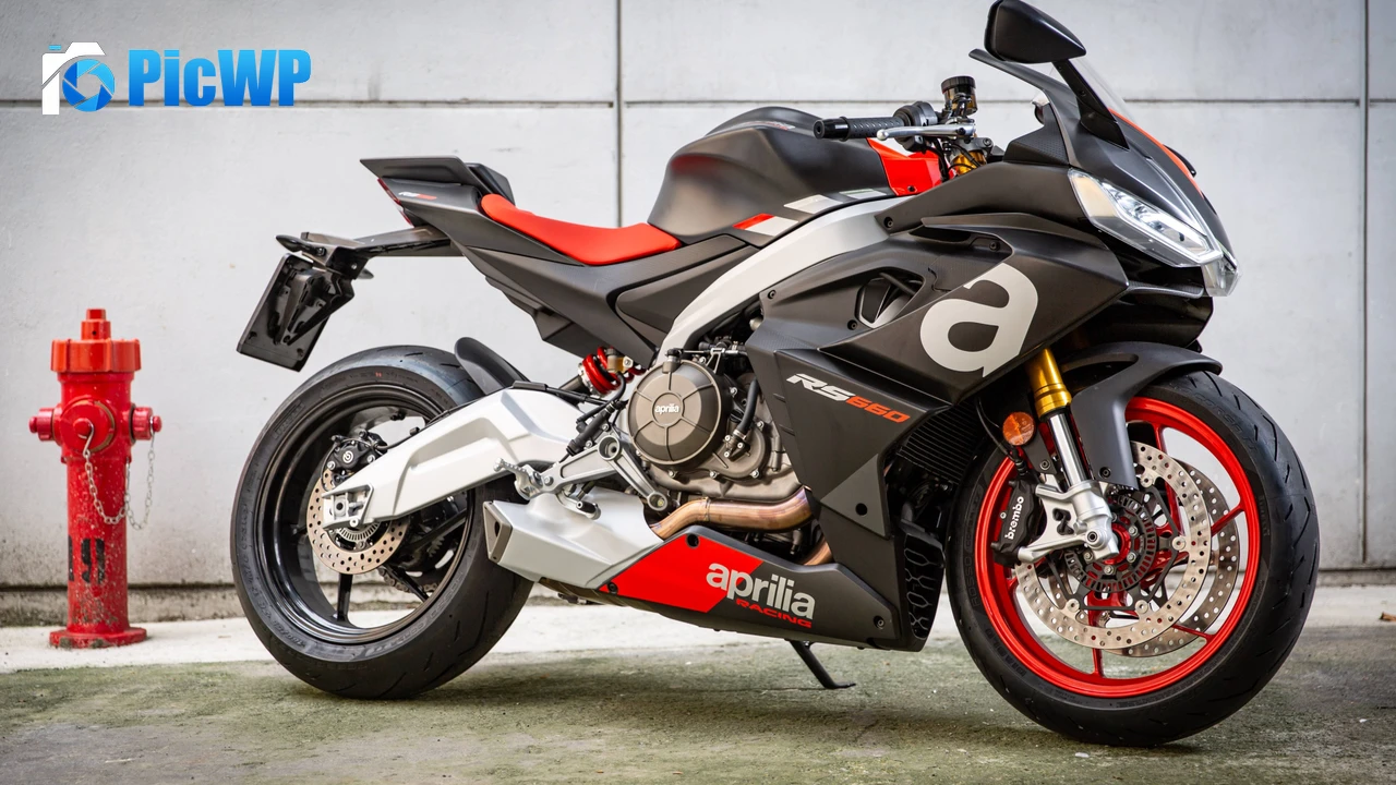 Aprilia RS 660 2021 4K PC Wallpaper