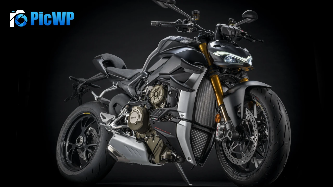 Ducati Streetfighter V4 Dark Stealth 4K PC Wallpaper