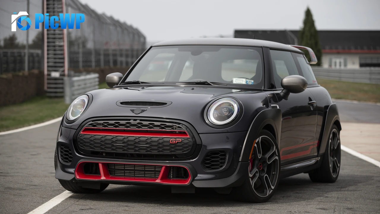 MINI John Cooper Works GP 2021 4K PC Wallpaper