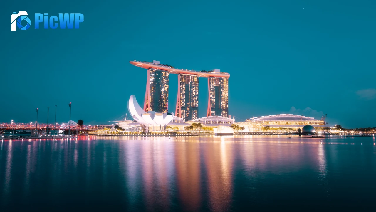 Marina Bay Sands Reflection 4K PC Wallpaper
