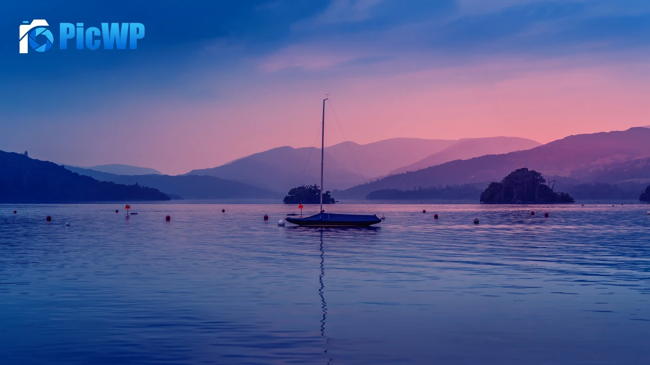 Windemere lake Boat 4K PC Wallpaper