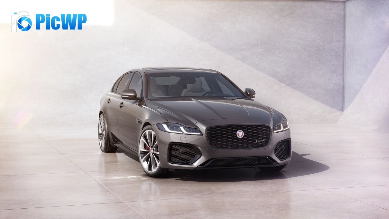 Jaguar XF P300 AWD R-Dynamic 2020 4K PC Wallpaper