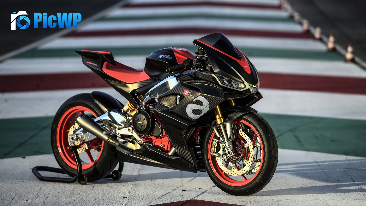 Aprilia RS 660 2020 4K PC Wallpaper