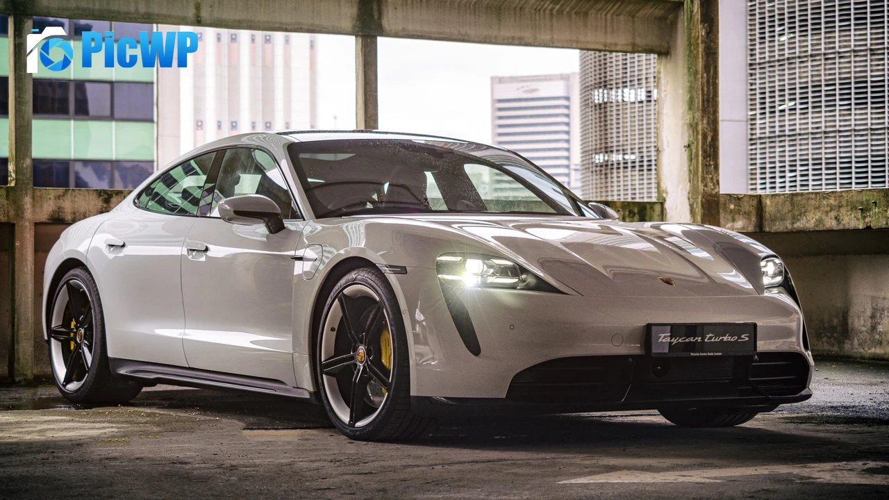 Porsche Taycan Turbo S 4K PC Wallpaper