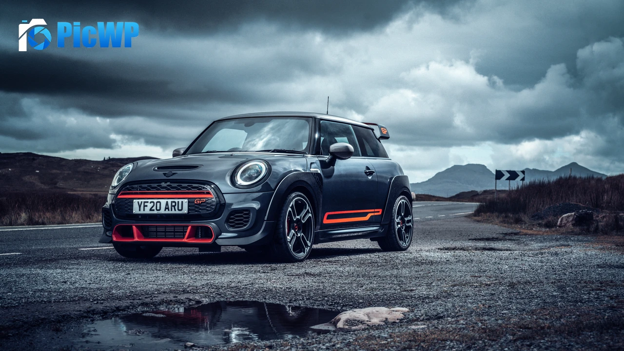 MINI John Cooper Works GP 2020 4K PC Wallpaper