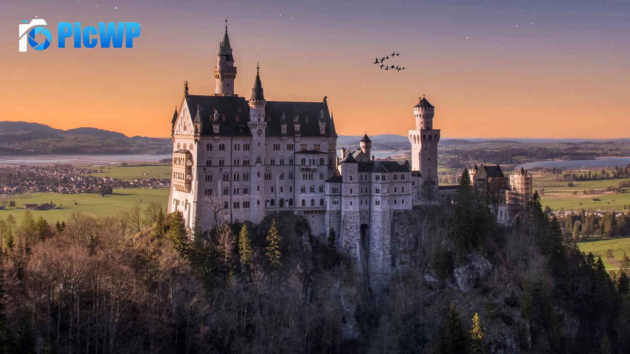 Neuschwanstein Castle 4K PC Wallpaper