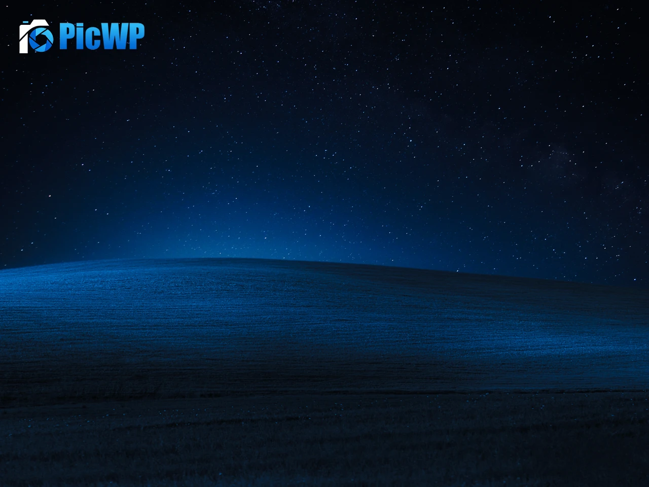 Windows XP Landscape Night 3K PC Wallpaper