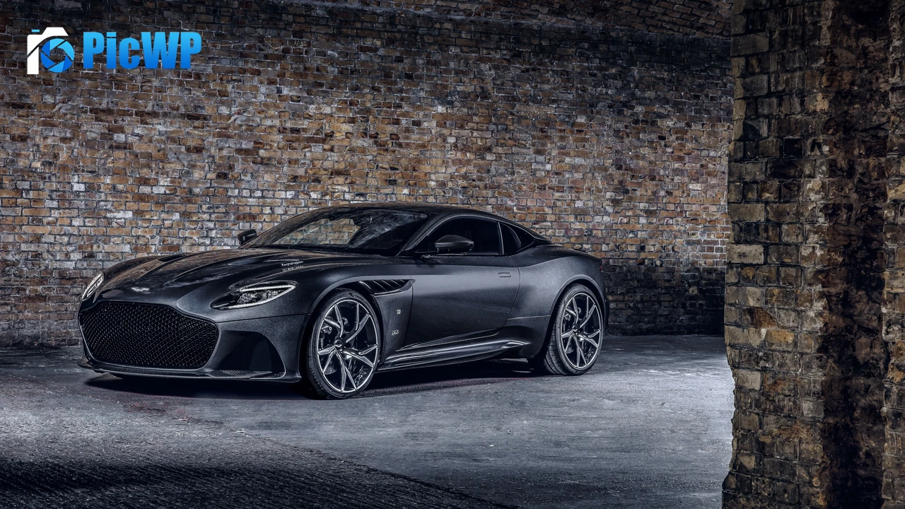 Aston Martin DBS Superleggera 4K PC Wallpaper