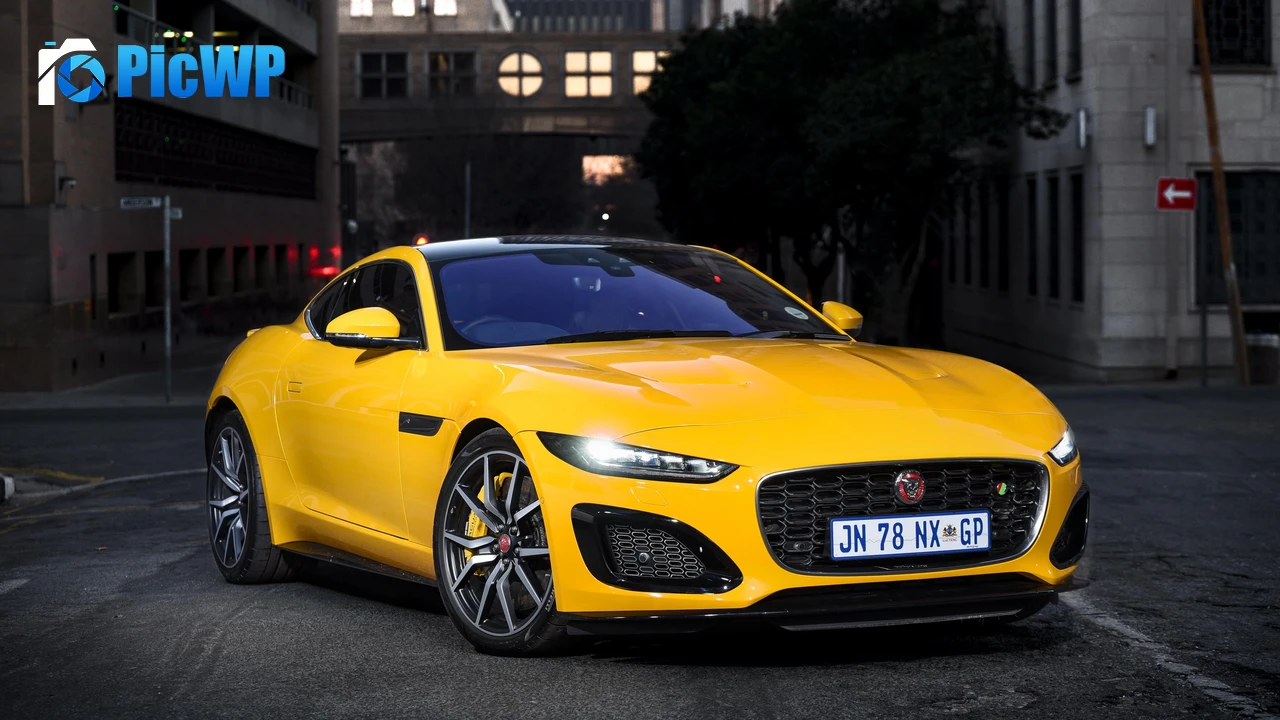 Jaguar F-Type R Coupe 2020 4K PC Wallpaper