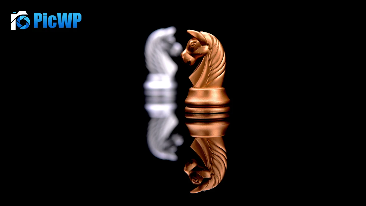 Knight (Chess) Black background 4K PC Wallpaper