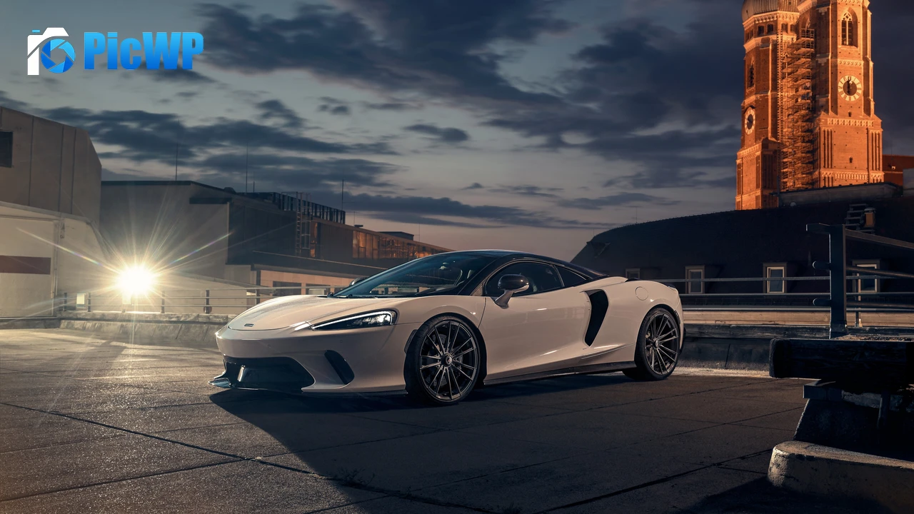 McLaren GT Novitec 4K PC Wallpaper