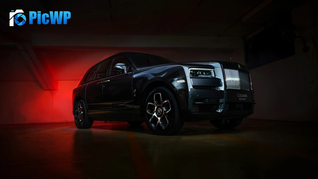 Rolls-Royce Cullinan Black Badge 2020 4K PC Wallpaper