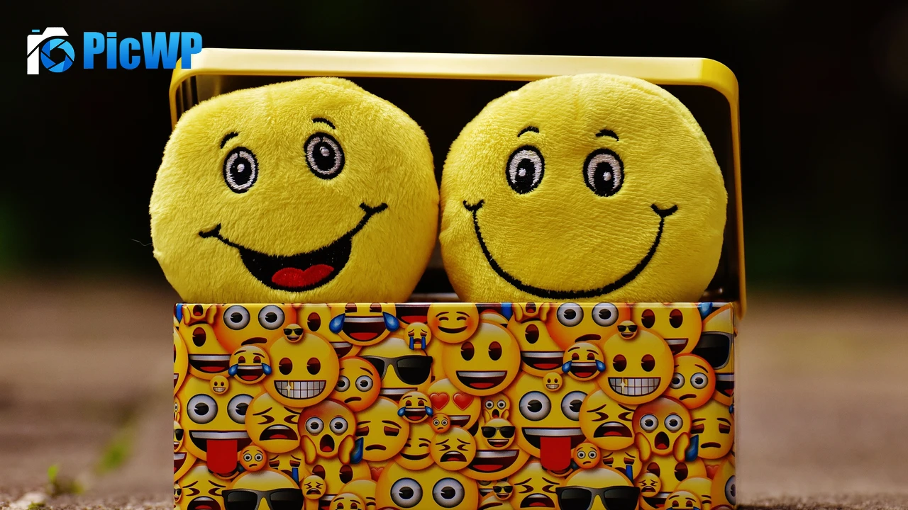 Emoji Smileys 4K PC Wallpaper