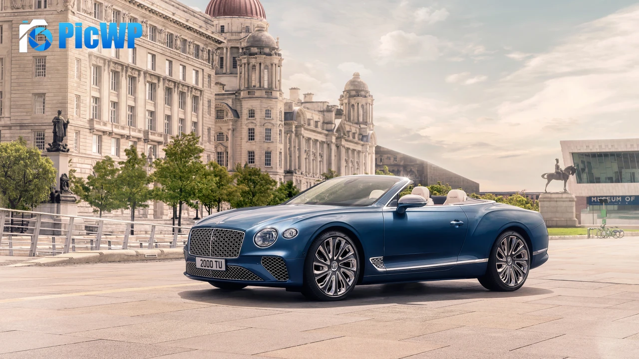Bentley Continental GT Mulliner Convertible 4K PC Wallpaper