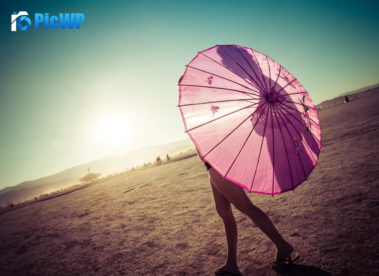 Pink Umbrella Girl 4K PC Wallpaper