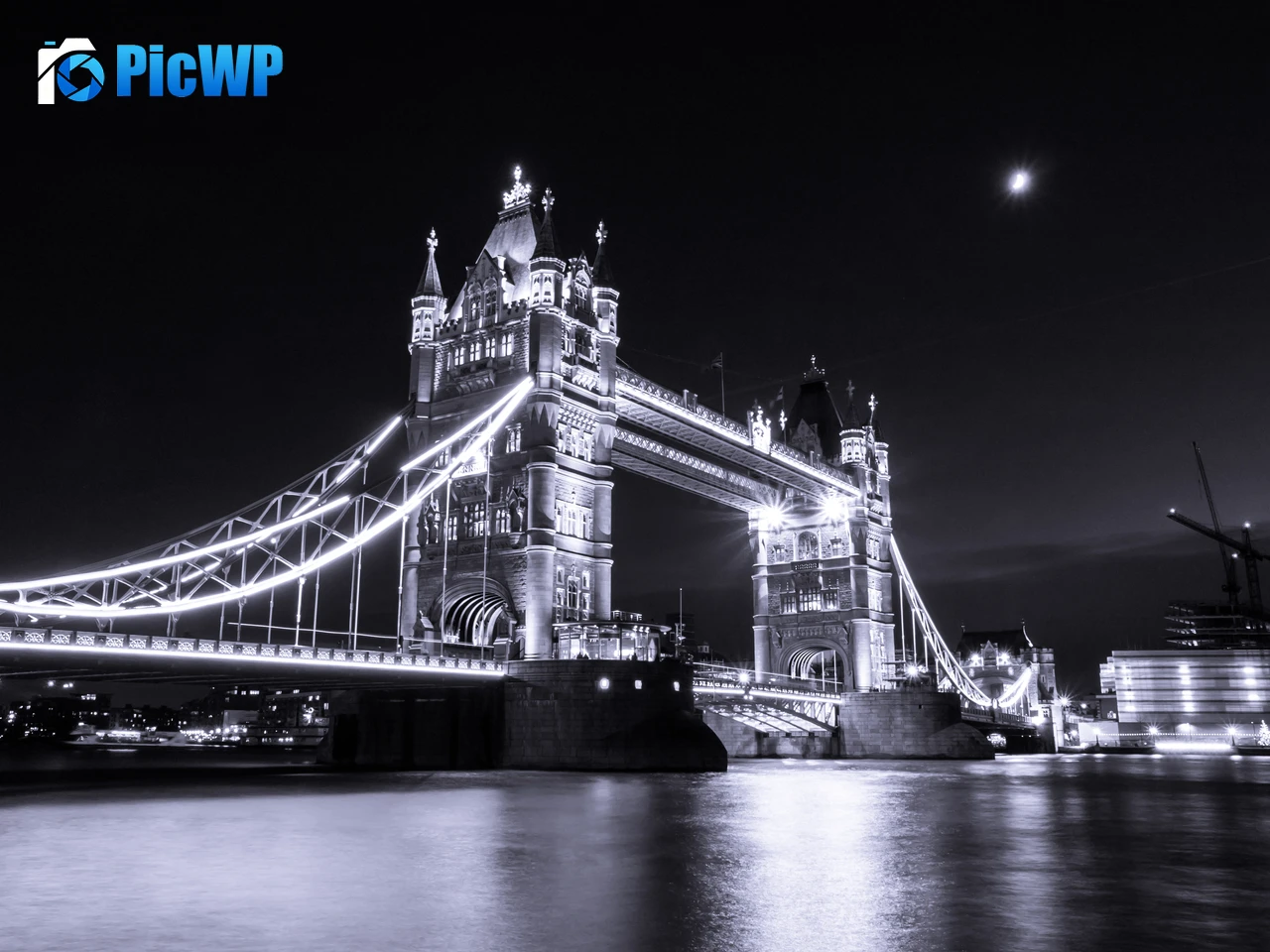 Tower Bridge London Monochrome 4K PC Wallpaper