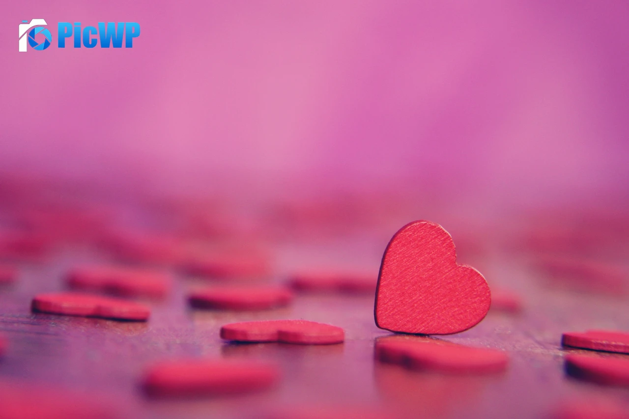 Love hearts Bokeh 4K PC Wallpaper