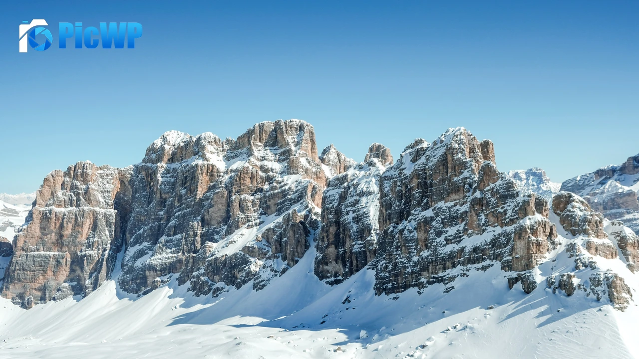 Dolomites Clear sky 4K PC Wallpaper