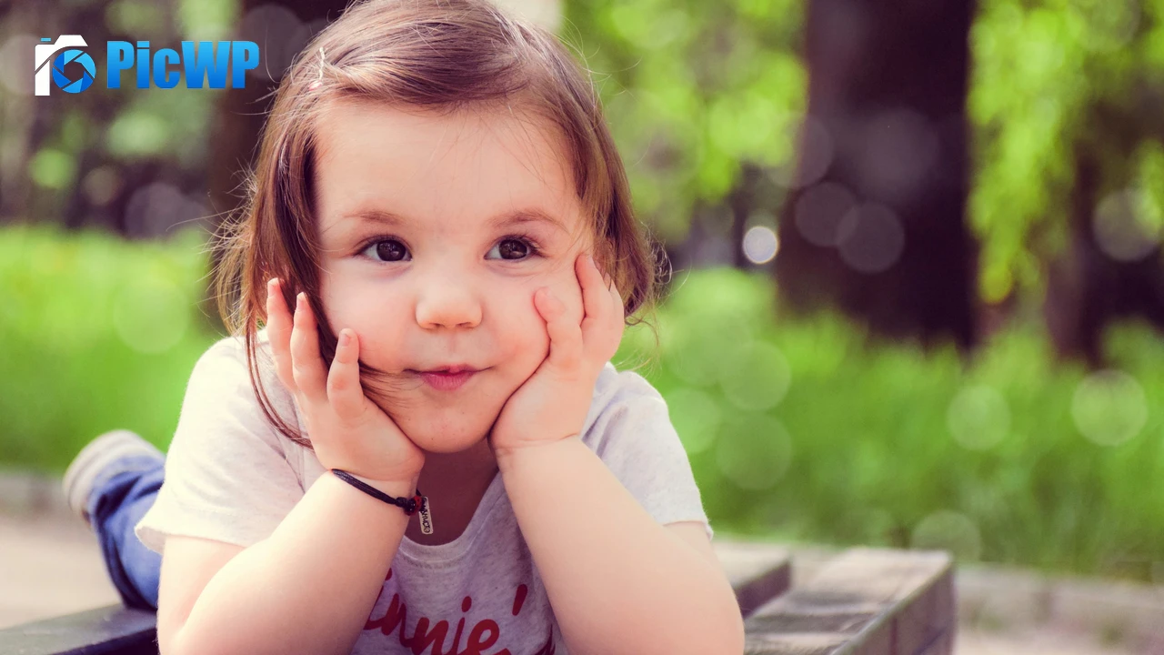 Cute Girl Adorable 4K PC Wallpaper