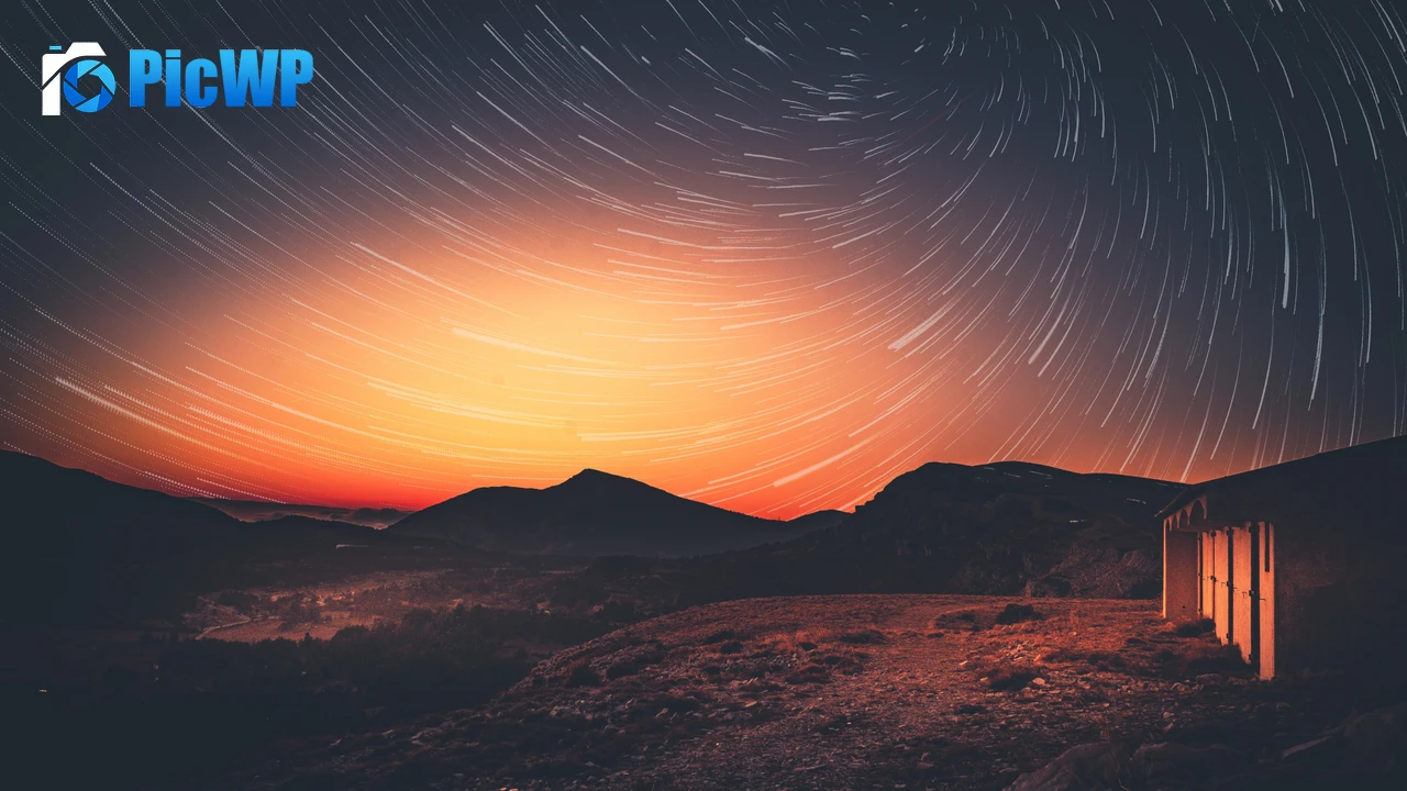 Sunset Star trail 4K PC Wallpaper