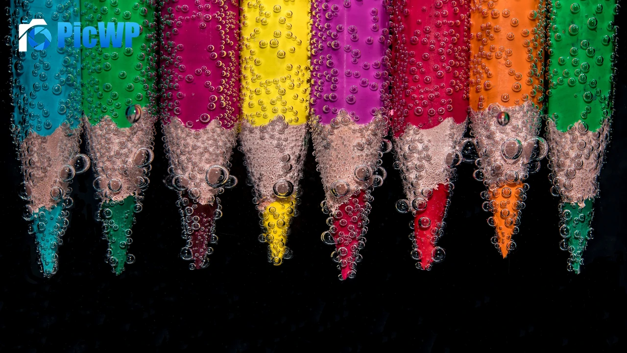 Pencils Bubbles 4K PC Wallpaper