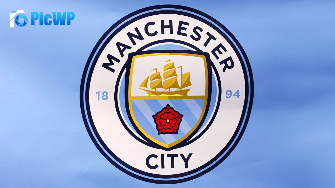 Manchester City FC Emblem 4K PC Wallpaper