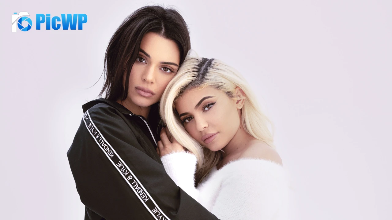 Jenner sisters Kendall Jenner 4K PC Wallpaper