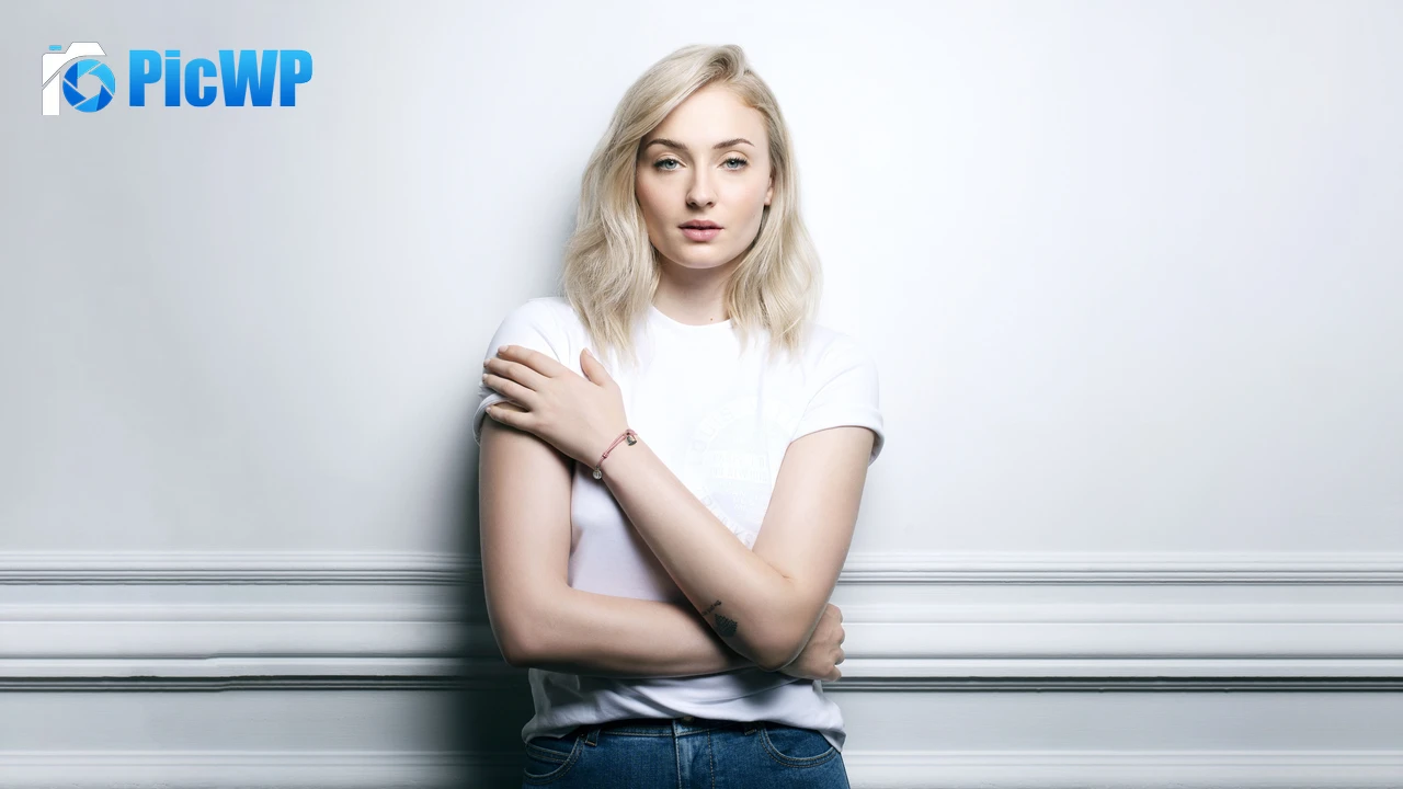 Sophie Turner Beautiful actress 4K PC Wallpaper