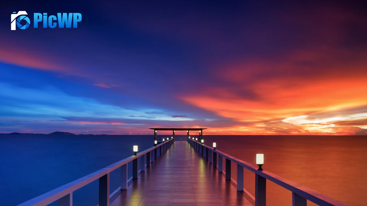 Wooden pier 4K PC Wallpaper