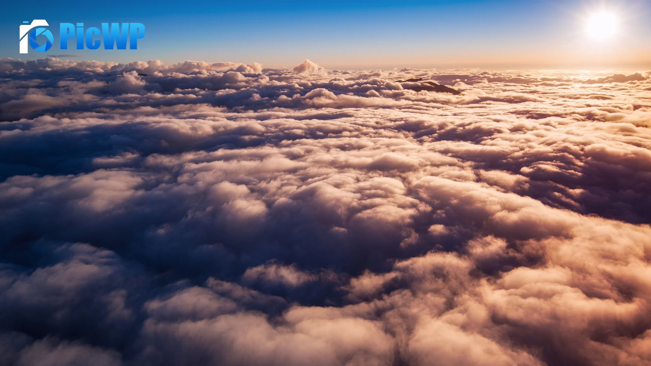 Above clouds Fiordland National Park 4K PC Wallpaper
