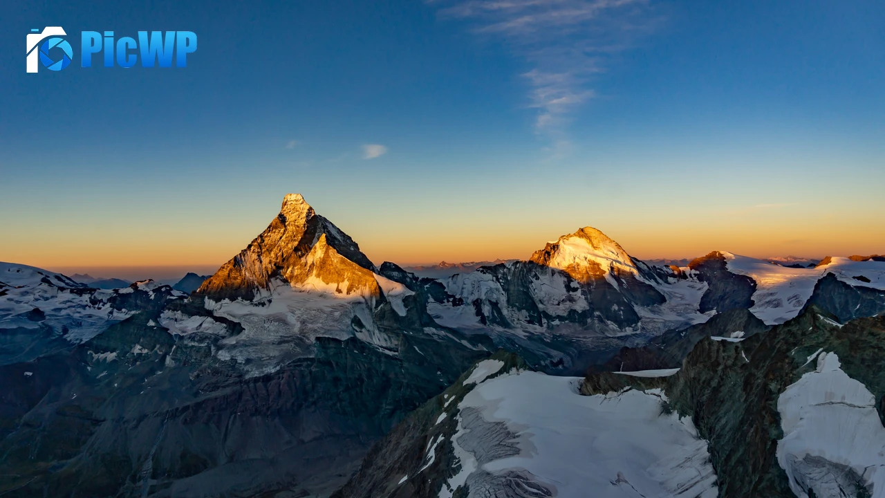 Matterhorn Dent d'Hérens 4K PC Wallpaper