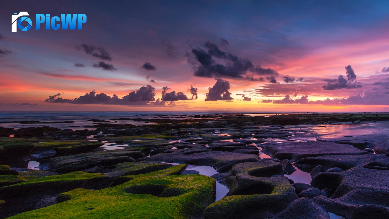 Rocky beach Coastline 4K PC Wallpaper