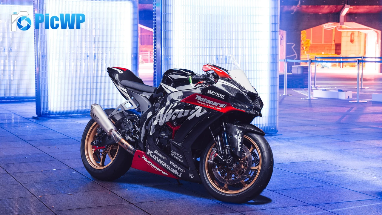 Kawasaki Ninja ZX-10R Sports bikes 4K PC Wallpaper