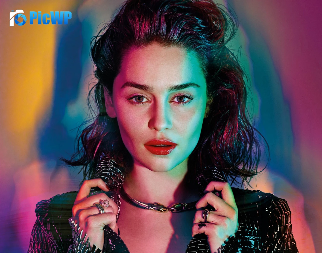 Emilia Clarke Portrait 3K PC Wallpaper