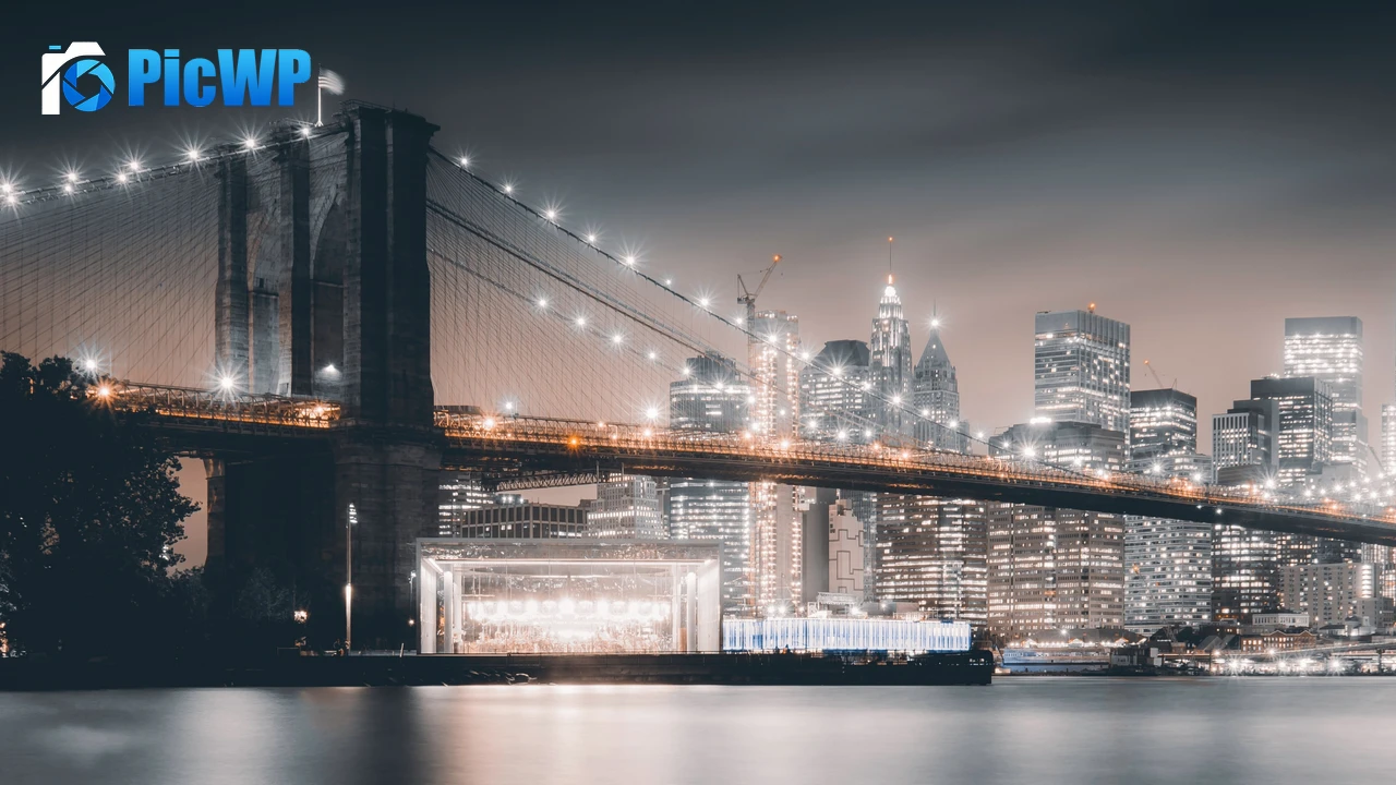 Brooklyn Bridge Night 4K PC Wallpaper