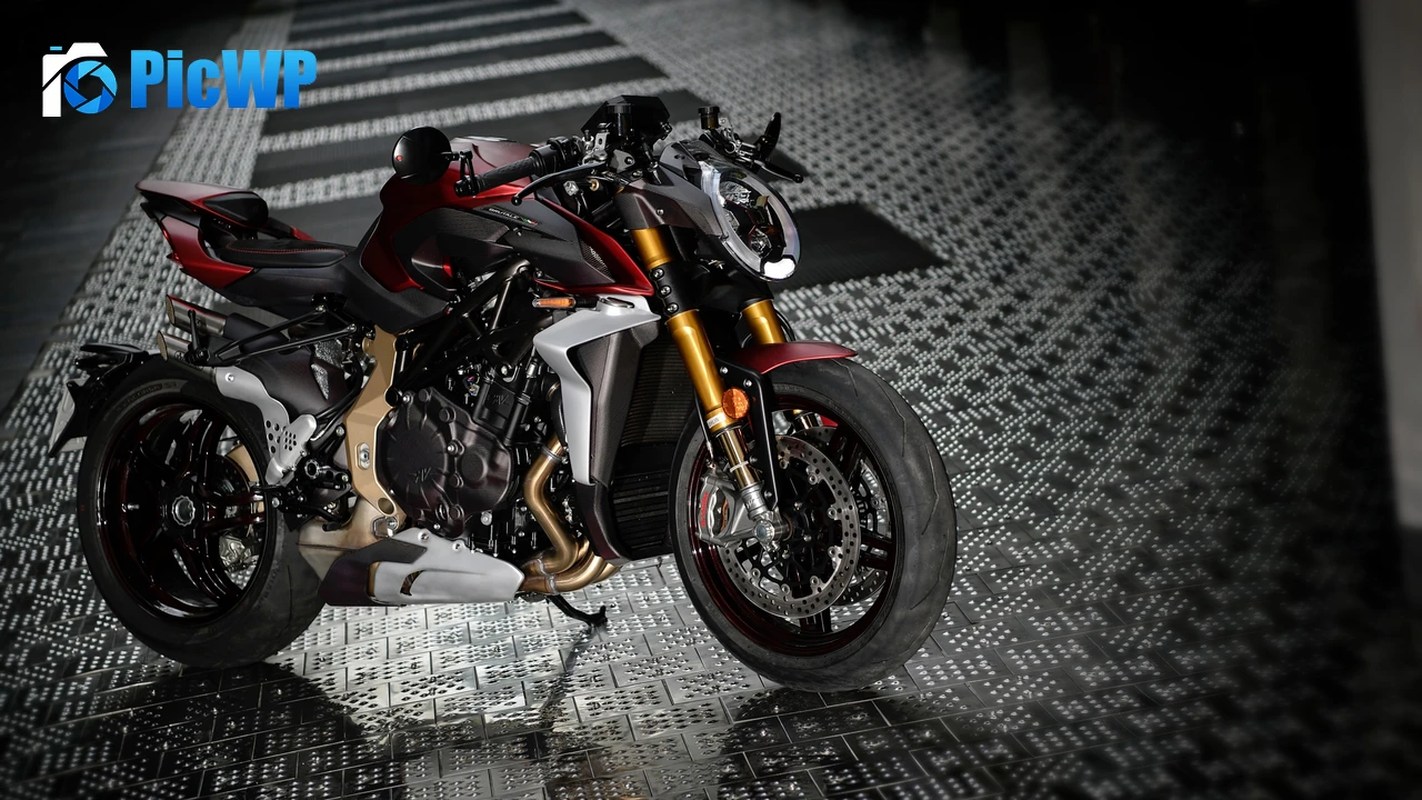 MV Agusta Brutale 1000 Serie Oro Exotic bike 4K PC Wallpaper