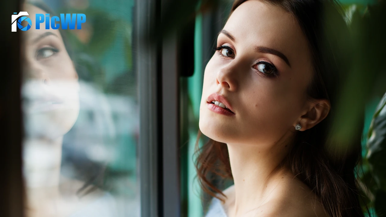 Beautiful woman Portrait 4K PC Wallpaper
