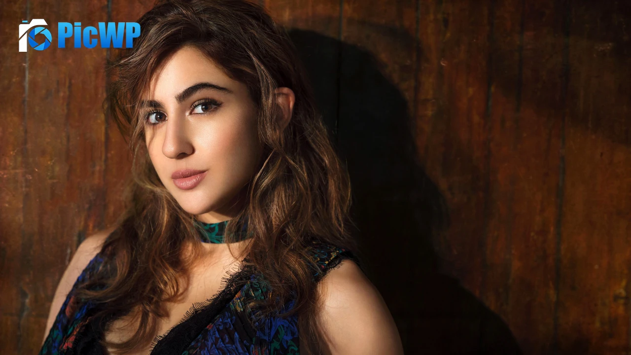Sara Ali Khan Bollywood actress 4K PC Wallpaper