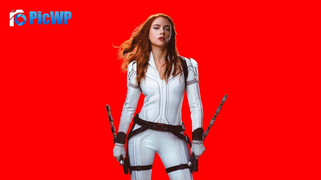 Black Widow Red background 4K PC Wallpaper
