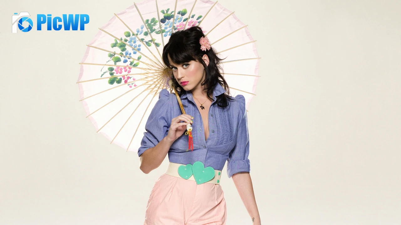 Katy Perry Hot N Cold 4K PC Wallpaper