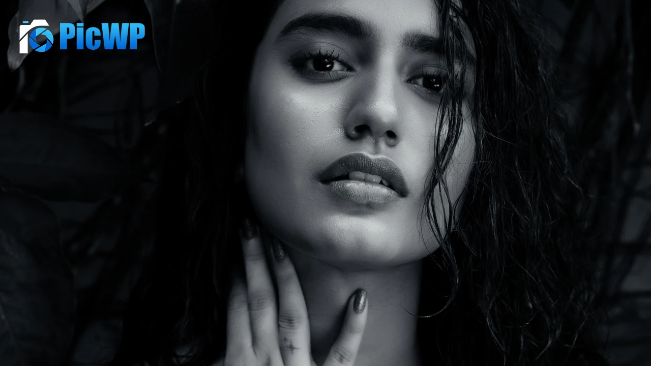 Priya Prakash Varrier Malayalam actress 4K PC Wallpaper