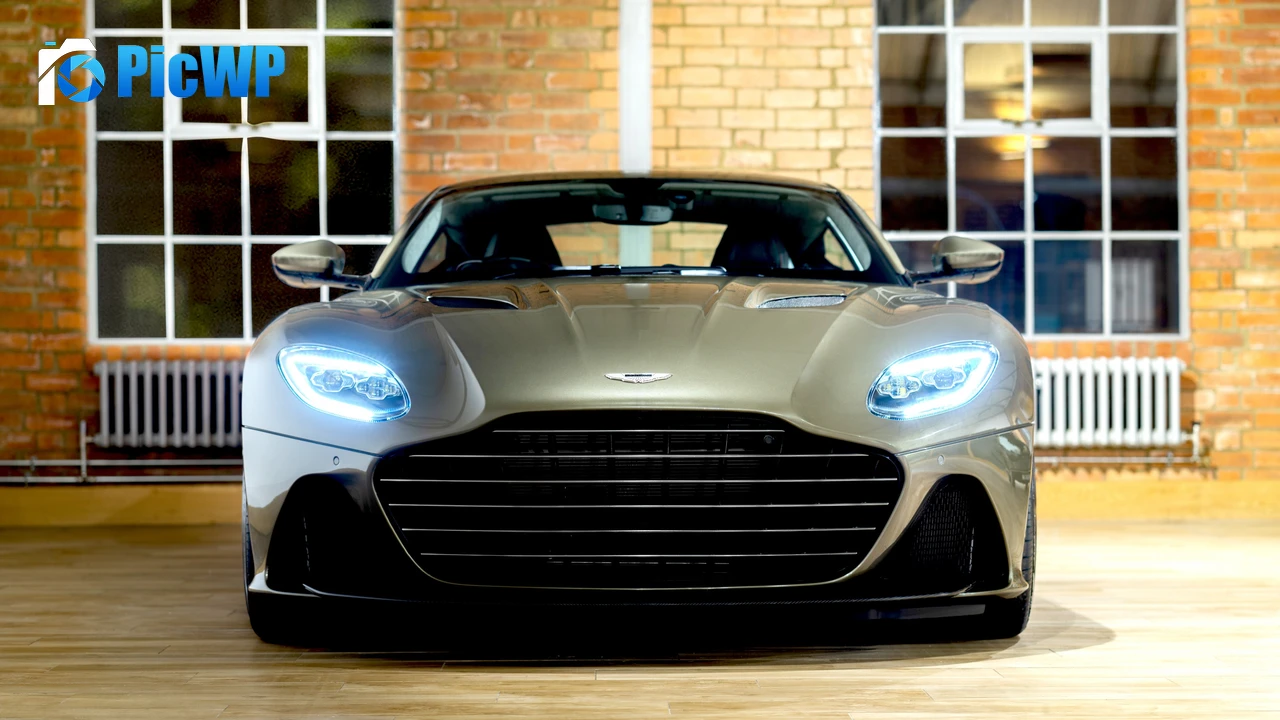 Aston Martin DBS Superleggera 4K PC Wallpaper