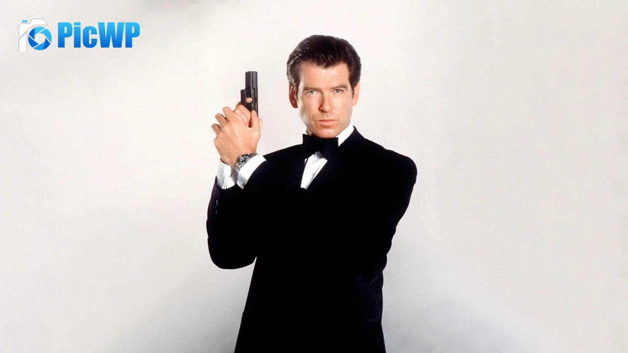 Pierce Brosnan James Bond 6K PC Wallpaper
