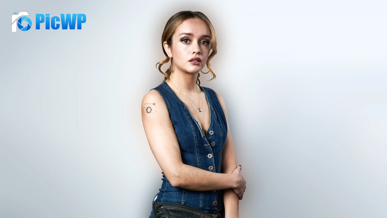 Olivia Cooke Portrait 6K PC Wallpaper