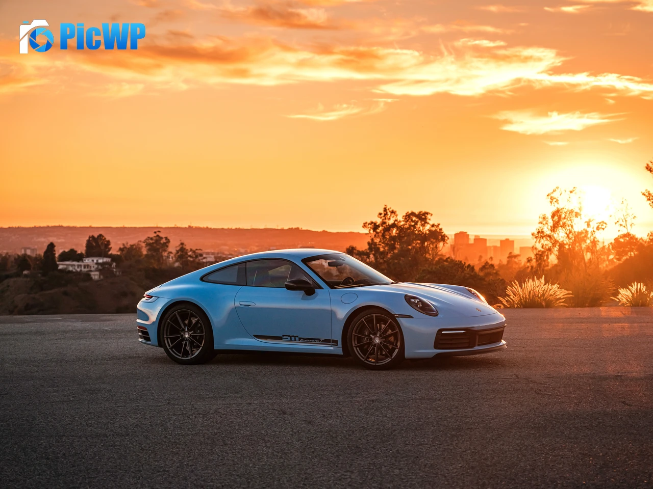Porsche 911 Carrera T Sunset 8K PC Wallpaper