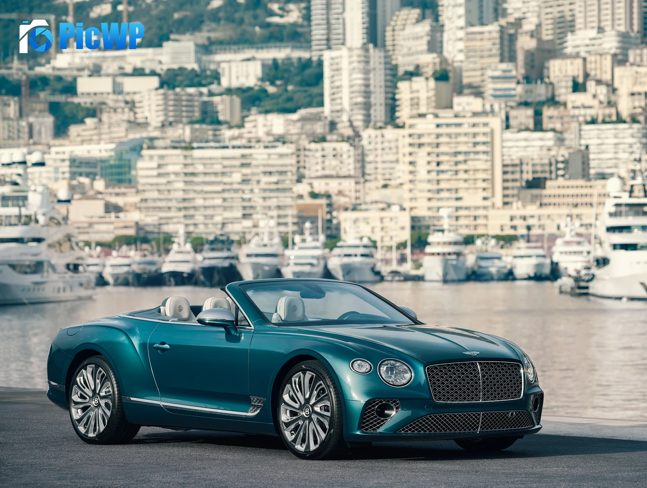 Bentley Continental GT V8 Convertible 8K PC Wallpaper
