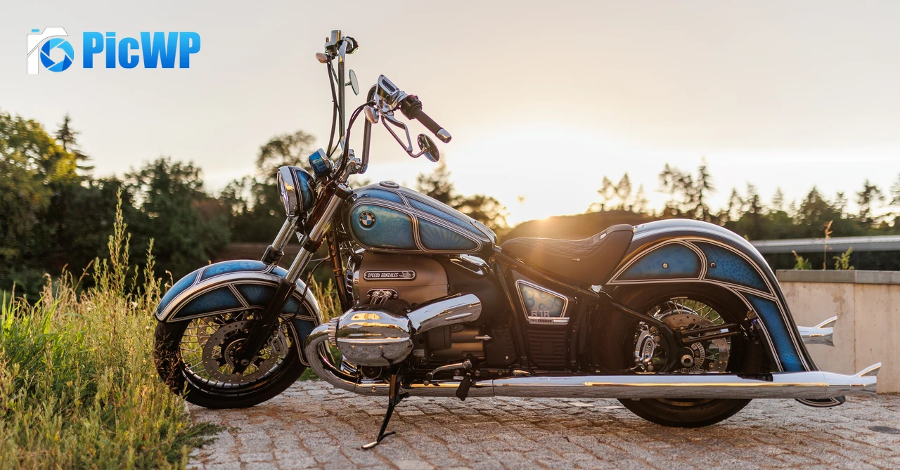 BMW R 18 Speedy Gonzales 6K PC Wallpaper